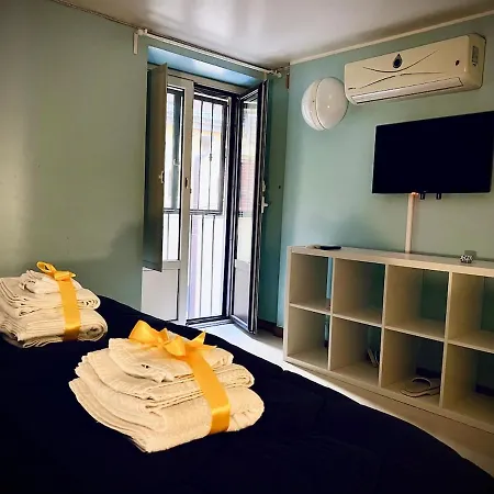 Grazioso Bilocale Centro Vicino Stazione Catania