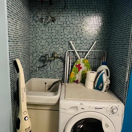Grazioso Bilocale Centro Vicino Stazione Apartment *