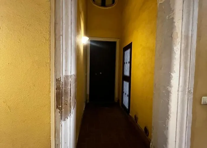 Grazioso Bilocale Centro Vicino Stazione Apartamento Catania